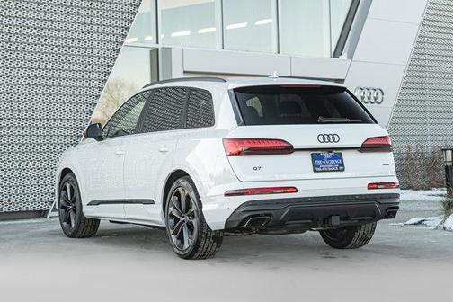 2026 Audi Q7 55 Premium Plus