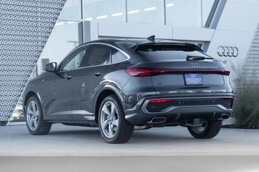 2025 Audi Q5 Prestige TFSI quattro S tronic