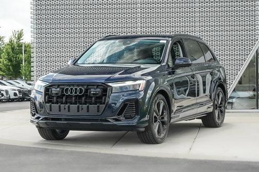 2025 Audi Q7 55 Premium Plus