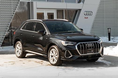 2023 Audi Q3 45 S line Premium Plus