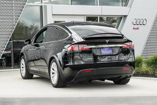 2017 Tesla Model X 75D
