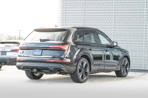2026 Audi Q7 55 Premium Plus