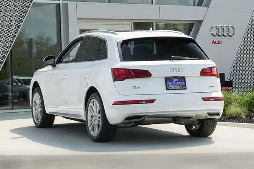 2019 Audi Q5 2.0T Premium Plus