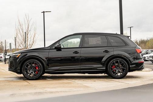 Mythos Black Metallic 2026 Audi SQ7 4.0T Prestige