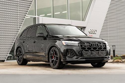 Mythos Black Metallic 2026 Audi SQ7 4.0T Prestige