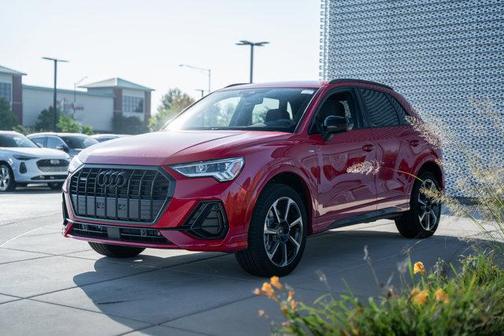 2025 Audi Q3 45 S line Premium Plus