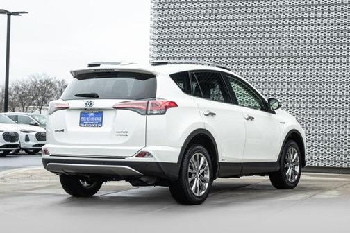 2017 Toyota RAV4 Hybrid SE