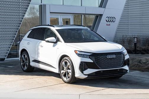 2024 Audi Q4 e-tron Premium Plus 55 quattro