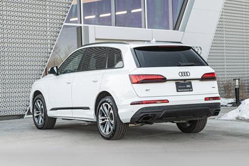 2025 Audi Q7 45 Premium