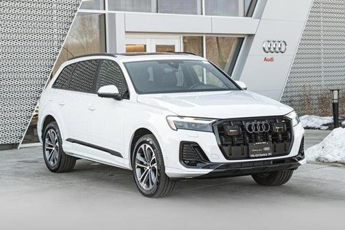 2025 Audi Q7 45 Premium