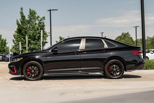 Deep Black Pearl 2025 Volkswagen Jetta GLI 2.0T Autobahn