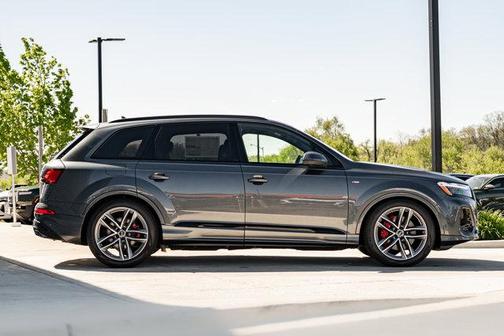Daytona 2026 Audi Q7 55 Prestige
