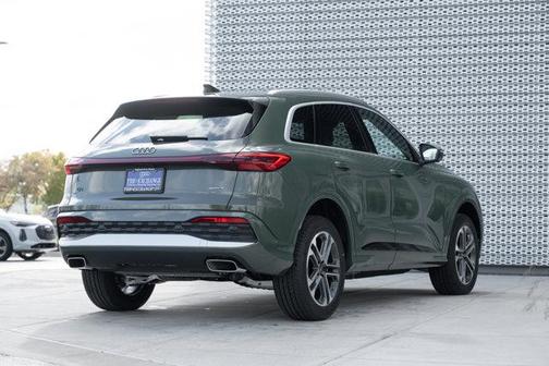 2025 Audi Q5 Premium Plus TFSI quattro S tronic