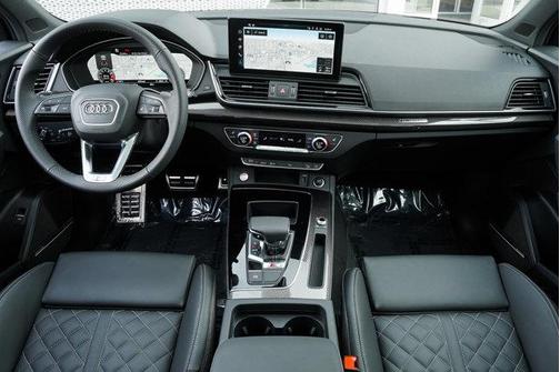 2025 Audi SQ5 3.0T Premium Plus