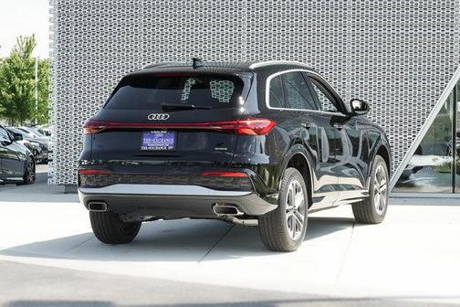 2025 Audi Q5 Premium
