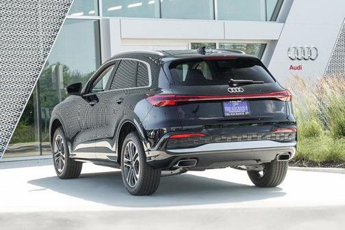 2025 Audi Q5 Premium