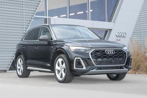 2022 Audi Q5 45 S line Premium Plus