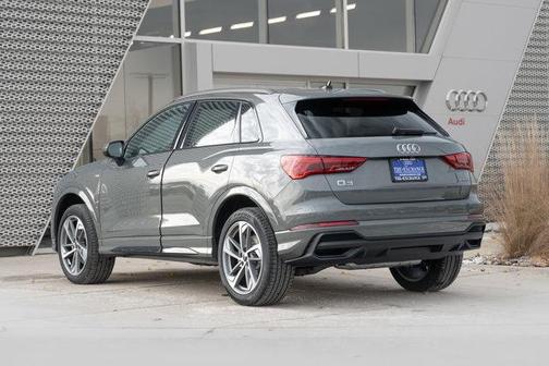 2025 Audi Q3 Premium 45 TFSI S line quattro Tiptronic