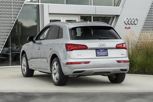2019 Audi Q5 2.0T Premium Plus