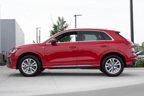 2022 Audi Q3 45 S line Premium Plus
