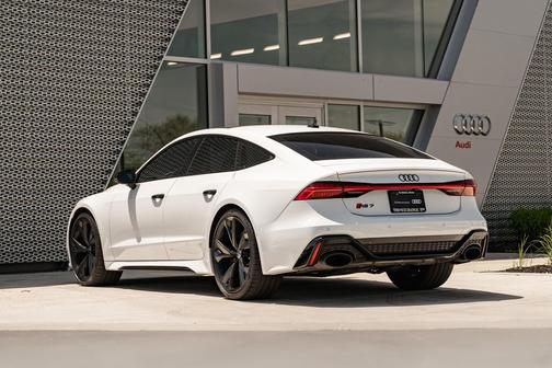 Glacier White Metallic 2022 Audi RS 7 4.0T