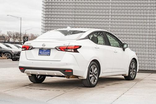 2021 Nissan Versa 1.6 SV