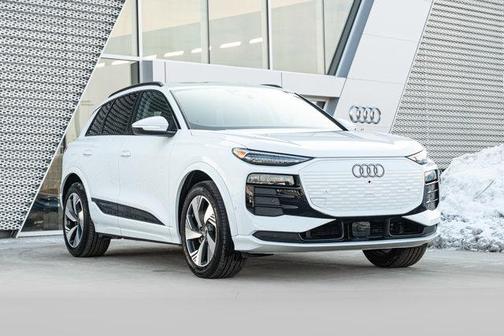 2025 Audi Q6 e-tron Premium Plus quattro