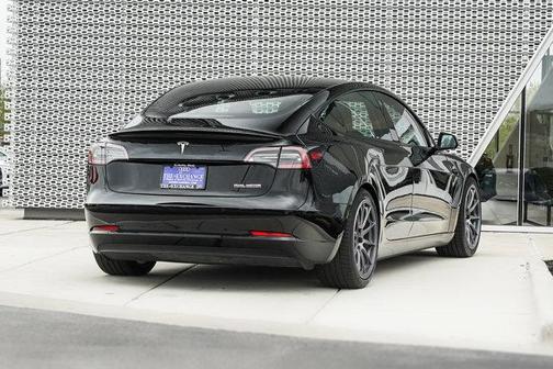 2022 Tesla Model 3 Performance