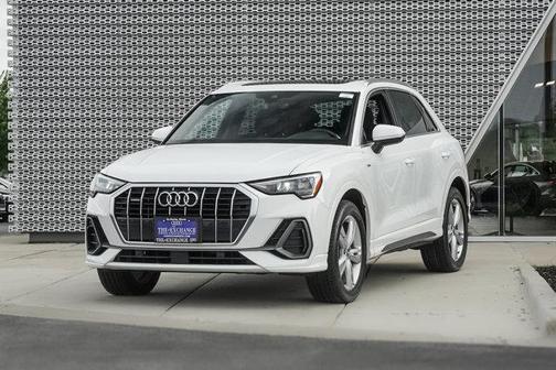 2020 Audi Q3 45 S line Premium