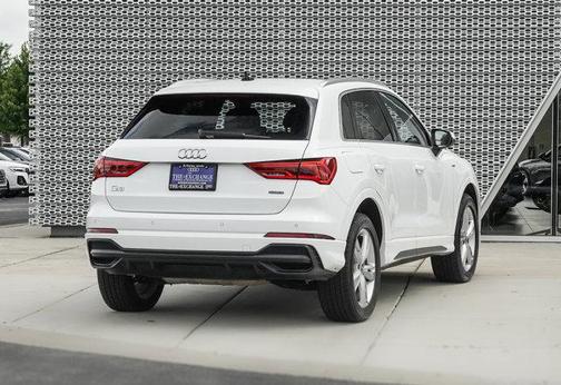 2020 Audi Q3 45 S line Premium