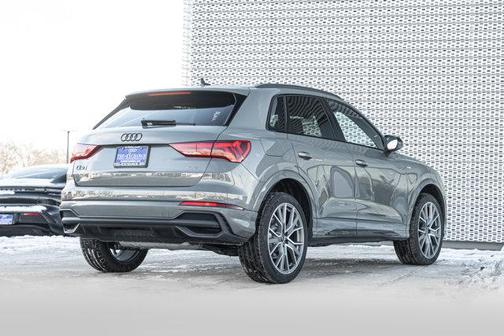 2025 Audi Q3 45 S line Premium Plus