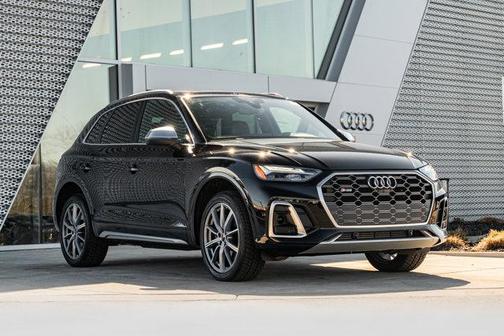 Mythos Black Metallic 2023 Audi SQ5 3.0T Premium Plus