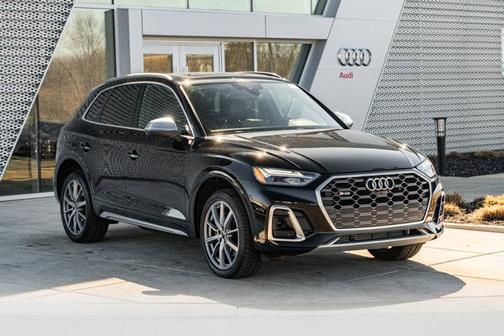 Mythos Black Metallic 2023 Audi SQ5 3.0T Premium Plus