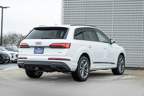 2026 Audi Q7 55 Premium