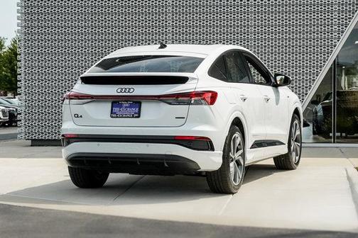 2024 Audi Q4 e-tron Sportback Prestige 55 quattro