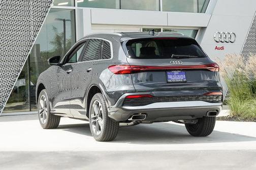 2025 Audi Q5 Premium