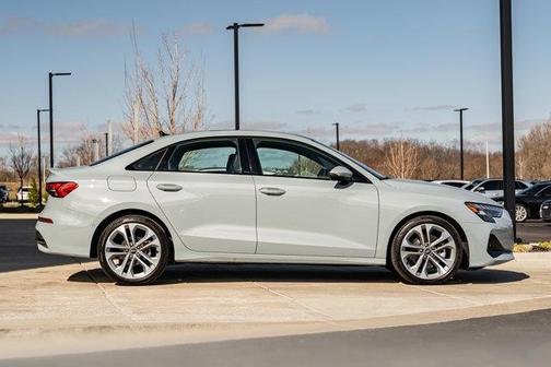 Arrow Gray Pearl Effect 2025 Audi A3 Premium