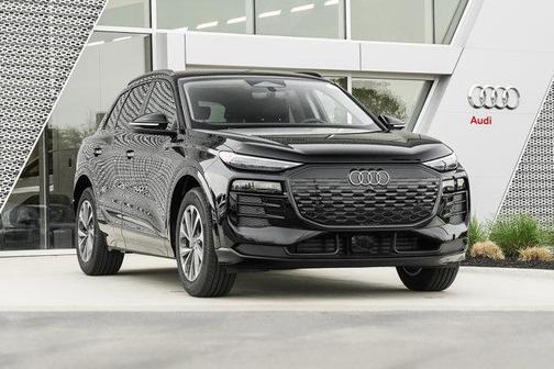 2025 Audi Q6 e-tron Premium Plus quattro