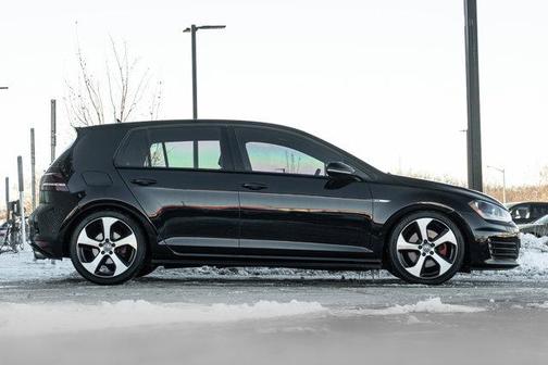 2017 Volkswagen Golf GTI 2.0T Autobahn 4-Door