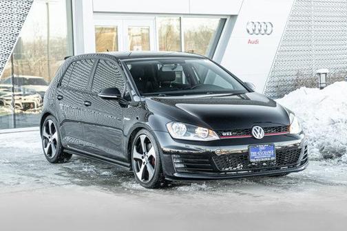 2017 Volkswagen Golf GTI 2.0T Autobahn 4-Door