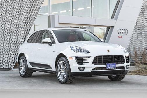 2018 Porsche Macan AWD