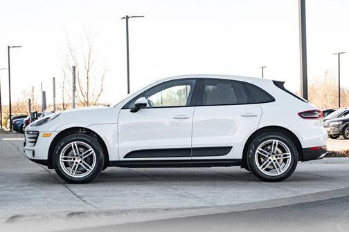 2018 Porsche Macan AWD