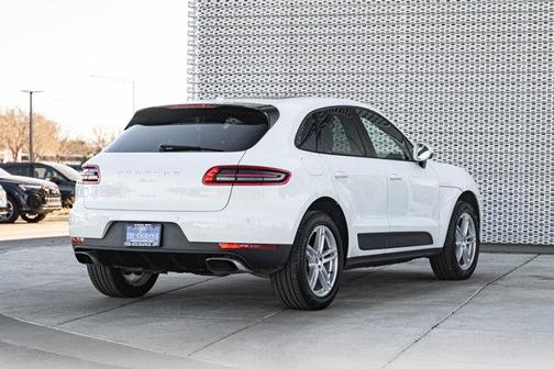 2018 Porsche Macan AWD