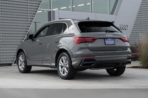 2022 Audi Q3 45 S line Premium Plus