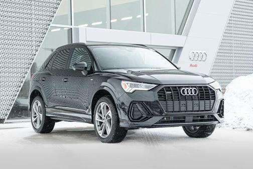 2025 Audi Q3 Premium 45 TFSI S line quattro Tiptronic