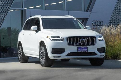 2020 Volvo XC90 T5 Momentum