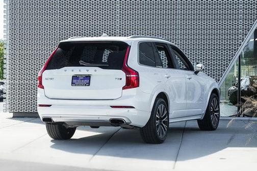 2020 Volvo XC90 T5 Momentum