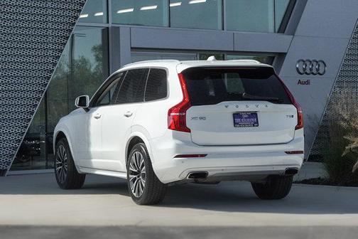 2020 Volvo XC90 T5 Momentum
