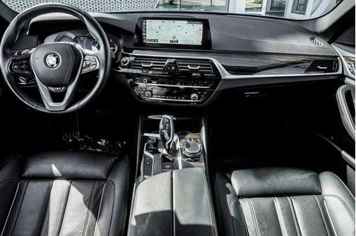 2019 BMW 530e xDrive iPerformance