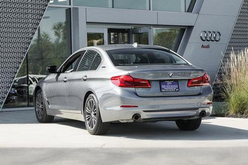 2019 BMW 530e xDrive iPerformance